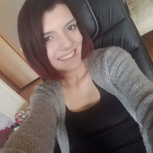 Meet your Posher, Meagan